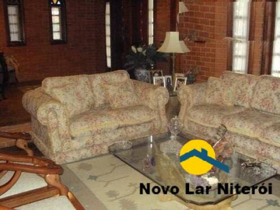 Imagem Casa com 5 Quartos à Venda, 350 m² em Camboinhas - Niterói