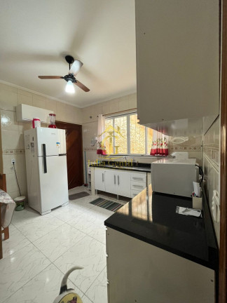 Imagem Imóvel com 3 Quartos à Venda, 183 m² Imagem Imóvel com 3 Quartos à Venda, 183 m²