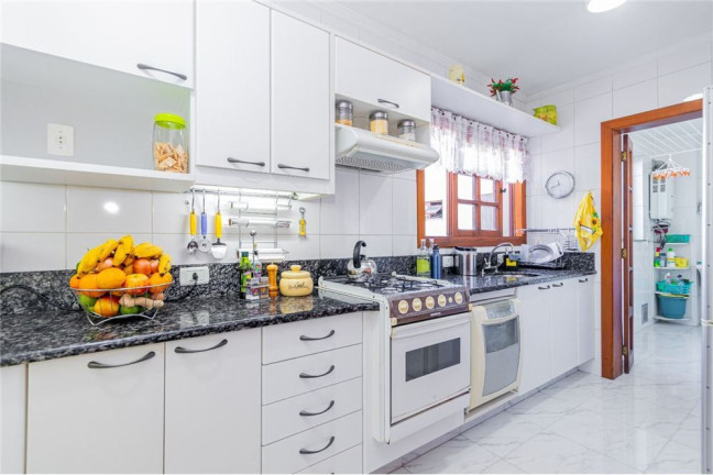 Imagem Apartamento com 3 Quartos à Venda, 150 m² em Jardim Planalto - Porto Alegre Imagem Apartamento com 3 Quartos à Venda, 150 m² em Jardim Planalto - Porto Alegre