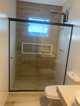 Imagem Casa com 4 Quartos à Venda, 205 m² em Lagoa - Macaé Imagem Casa com 4 Quartos à Venda, 205 m² em Lagoa - Macaé