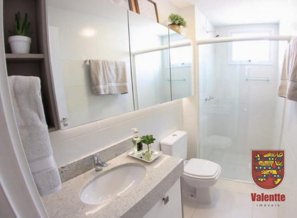 Imagem Apartamento com 2 Quartos à Venda, 172 m² em Centro - Florianópolis Imagem Apartamento com 2 Quartos à Venda, 172 m² em Centro - Florianópolis