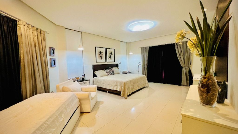 Imagem Sobrado com 4 Quartos à Venda, 334 m² em Jardins Atenas - Goiânia Imagem Sobrado com 4 Quartos à Venda, 334 m² em Jardins Atenas - Goiânia