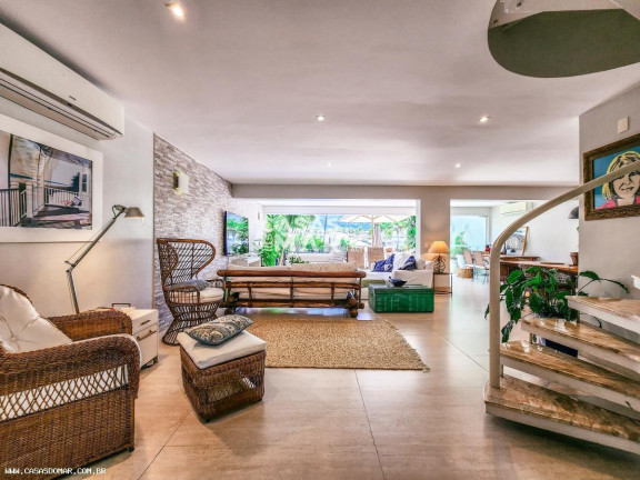 Imagem Casa com 4 Quartos à Venda, 250 m² em Frade (cunhambebe) - Angra Dos Reis Imagem Casa com 4 Quartos à Venda, 250 m² em Frade (cunhambebe) - Angra Dos Reis