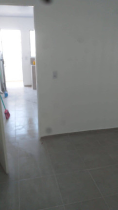 Imagem Casa com 1 Quarto para Alugar,  em Bandeiras - Osasco