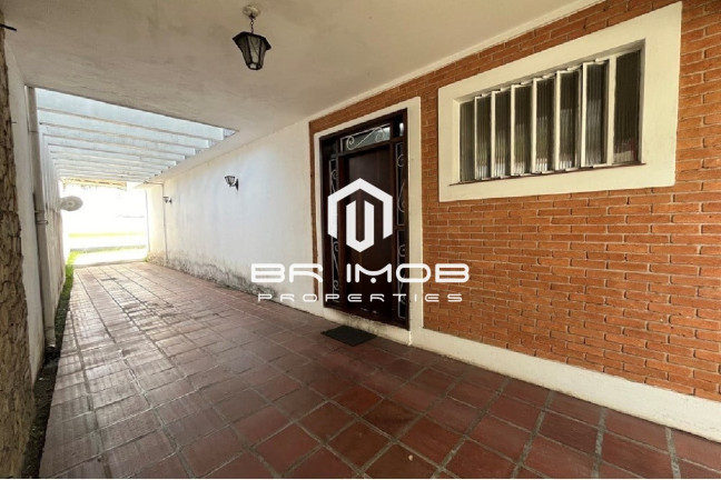 Imagem Casa com 7 Quartos à Venda, 307 m² em Boaçava - São Paulo Imagem Casa com 7 Quartos à Venda, 307 m² em Boaçava - São Paulo