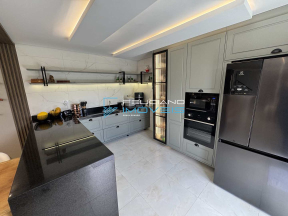 Imagem Casa com 3 Quartos à Venda, 140 m² em Guilhermina - Praia Grande Imagem Casa com 3 Quartos à Venda, 140 m² em Guilhermina - Praia Grande