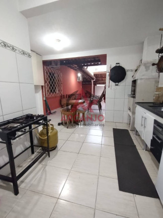 Imagem Casa com 3 Quartos à Venda, 146 m² em Centro - Ubatuba