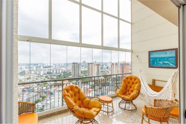 Imagem Imóvel com 4 Quartos à Venda, em Vila Sofia - São Paulo Imagem Imóvel com 4 Quartos à Venda, em Vila Sofia - São Paulo