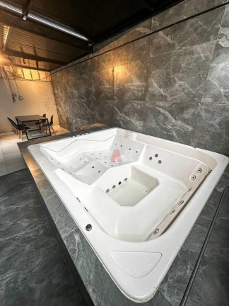 Imagem Casa com 3 Quartos à Venda, 124 m² em Vila Nova - Jaraguá Do Sul Imagem Casa com 3 Quartos à Venda, 124 m² em Vila Nova - Jaraguá Do Sul
