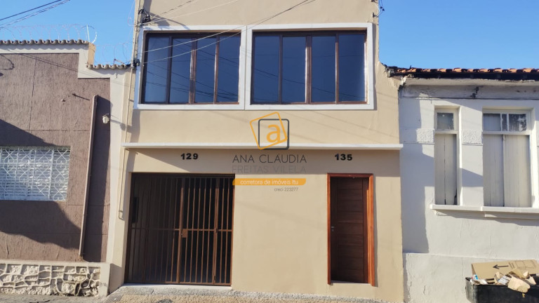 Casa com 3 Quartos para Alugar,  em Centro - Itu