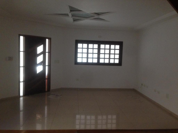 Imagem Sobrado com 3 Quartos à Venda, 245 m² em Jardim Quaresmeira - Suzano Imagem Sobrado com 3 Quartos à Venda, 245 m² em Jardim Quaresmeira - Suzano