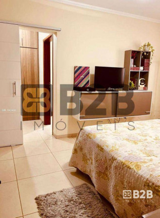 Imagem Casa com 3 Quartos à Venda, 247 m² em Quinta Raniei Green - Bauru Imagem Casa com 3 Quartos à Venda, 247 m² em Quinta Raniei Green - Bauru