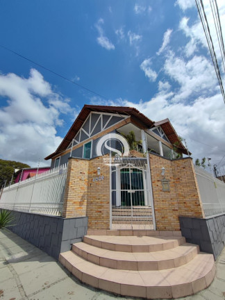 Imagem Casa com 3 Quartos à Venda, 496 m² Imagem Casa com 3 Quartos à Venda, 496 m²