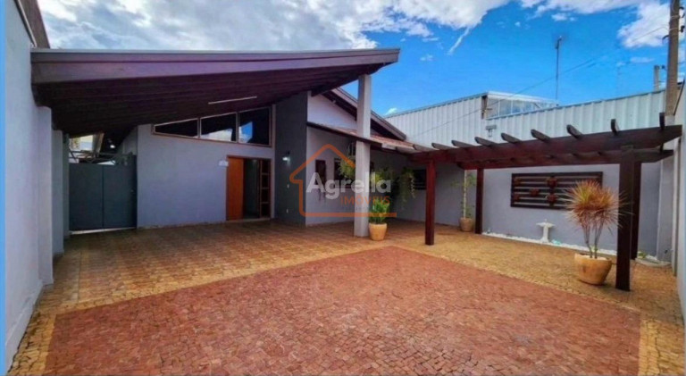 Imagem Casa com 3 Quartos à Venda, 160 m² em Jardim Silvania - Mogi Mirim Imagem Casa com 3 Quartos à Venda, 160 m² em Jardim Silvania - Mogi Mirim