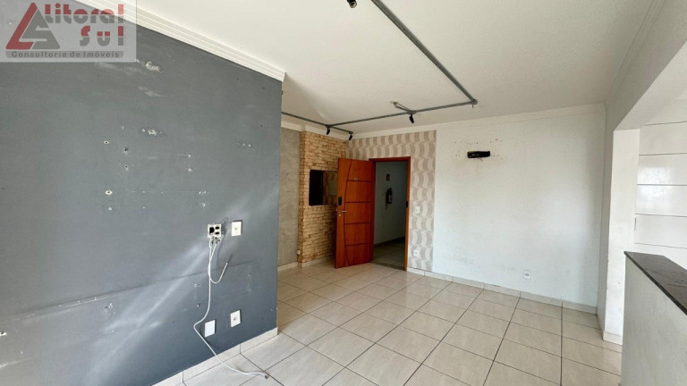 Imagem Apartamento com 2 Quartos à Venda, 79 m² em Guilhermina - Praia Grande