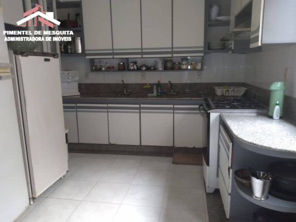 Imagem Casa com 4 Quartos à Venda, 360 m² em São Francisco - Niterói Imagem Casa com 4 Quartos à Venda, 360 m² em São Francisco - Niterói