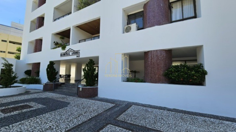 Imagem Imóvel com 4 Quartos à Venda, 152 m² em Pituba - Salvador Imagem Imóvel com 4 Quartos à Venda, 152 m² em Pituba - Salvador