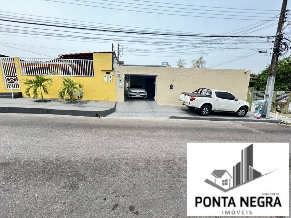Casa com 4 Quartos à Venda, 229 m² em Flores - Manaus