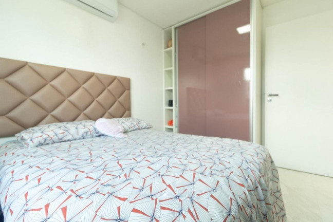 Imagem Casa com 4 Quartos à Venda, 250 m² em Bairro Cidade Alpha - Eusébio