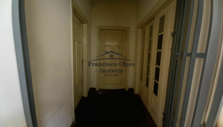 Imagem Sobrado à Venda, 404 m² em Centro - Guaratinguetá Imagem Sobrado à Venda, 404 m² em Centro - Guaratinguetá