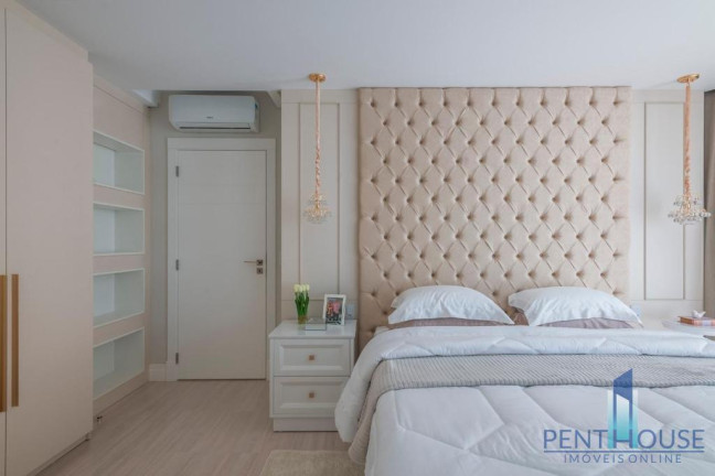 Imagem Apartamento com 3 Quartos à Venda, 172 m² em Pioneiros - Balneário Camboriú Imagem Apartamento com 3 Quartos à Venda, 172 m² em Pioneiros - Balneário Camboriú