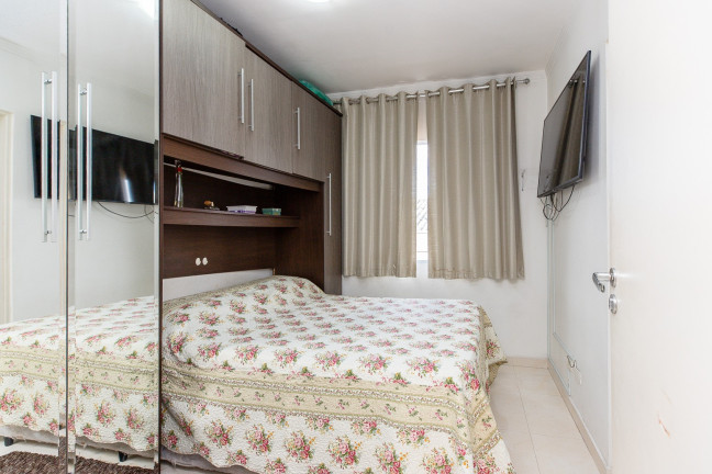 Imagem Casa com 2 Quartos à Venda, 66 m² em Vila Carmosina - São Paulo