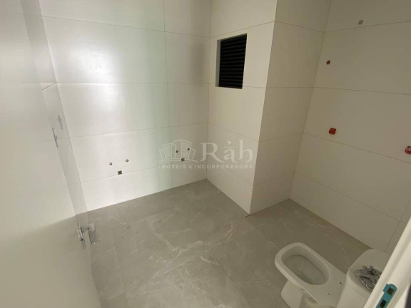Sobrado com 3 Quartos à Venda, 220 m² em Centro - Balneário Camboriú