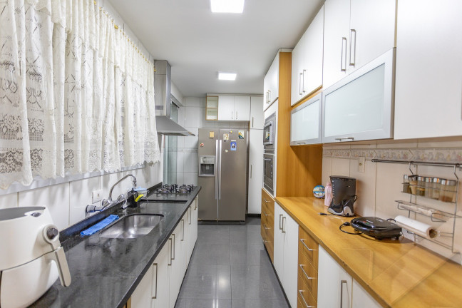 Imagem Sobrado com 4 Quartos à Venda, 197 m² em Bom Retiro - São Paulo Imagem Sobrado com 4 Quartos à Venda, 197 m² em Bom Retiro - São Paulo
