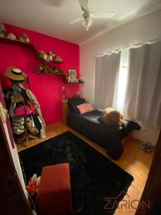 Imagem Casa com 2 Quartos à Venda, 100 m² em Centro - Pindamonhangaba Imagem Casa com 2 Quartos à Venda, 100 m² em Centro - Pindamonhangaba