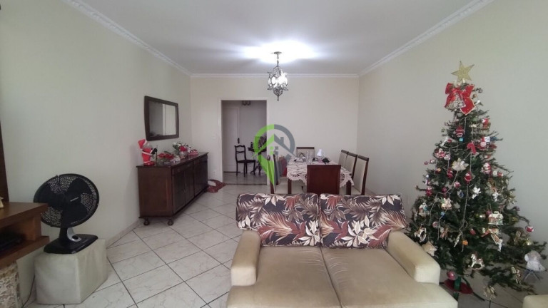 Apartamento com 3 Quartos à Venda, 144 m² em José Menino - Santos
