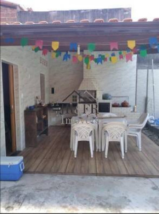 Imagem Casa com 3 Quartos à Venda, 220 m² em Arembepe (abrantes) - Camaçari