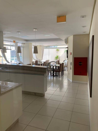 Imagem Apartamento com 2 Quartos à Venda, 73 m² em Coqueiros - Florianópolis
