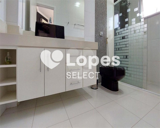 Imagem Imóvel com 3 Quartos à Venda, 270 m² em Swiss Park - Campinas Imagem Imóvel com 3 Quartos à Venda, 270 m² em Swiss Park - Campinas