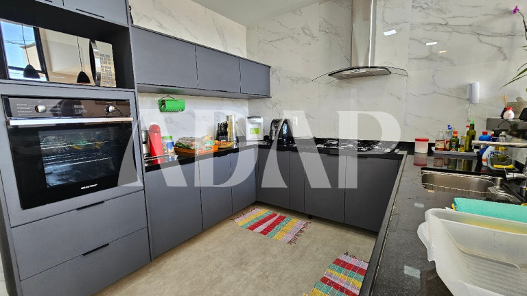 Imagem Casa com 3 Quartos à Venda, 380 m² em Vargem Pequena - Rio De Janeiro