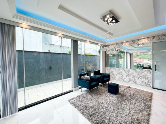 Imagem Casa com 3 Quartos à Venda, 300 m² em Parque Residencial Itapeti - Mogi Das Cruzes Imagem Casa com 3 Quartos à Venda, 300 m² em Parque Residencial Itapeti - Mogi Das Cruzes