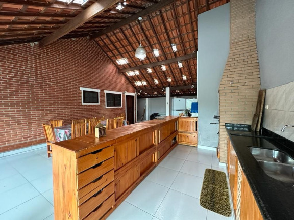 Imagem Sobrado com 3 Quartos à Venda, 215 m² em Clube Dos Oficiais - Suzano Imagem Sobrado com 3 Quartos à Venda, 215 m² em Clube Dos Oficiais - Suzano
