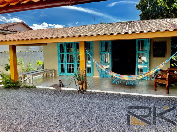 Casa com 3 Quartos à Venda, 143 m² em Barra Da Lagoa - Ubatuba