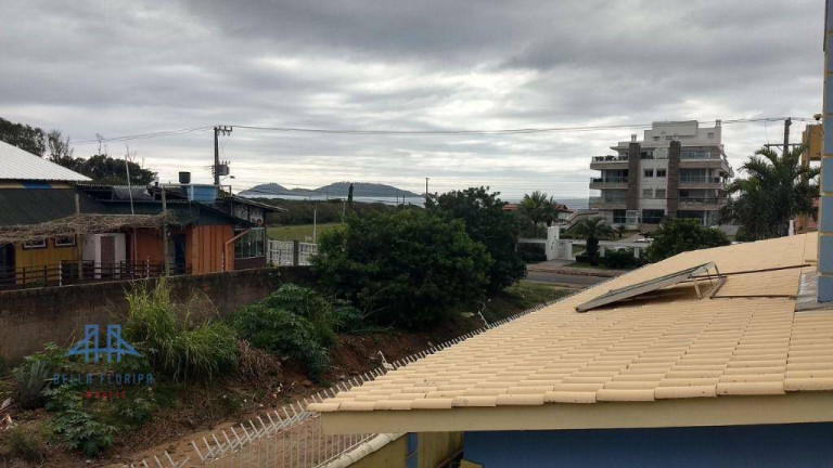 Imagem Casa com 3 Quartos à Venda, 179 m² em Morro Das Pedras - Florianópolis Imagem Casa com 3 Quartos à Venda, 179 m² em Morro Das Pedras - Florianópolis