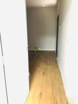 Imagem Casa de Condomínio com 3 Quartos à Venda, 170 m²