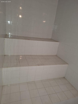 Imagem Casa com 2 Quartos à Venda, 360 m² em Piratininga - Niterói