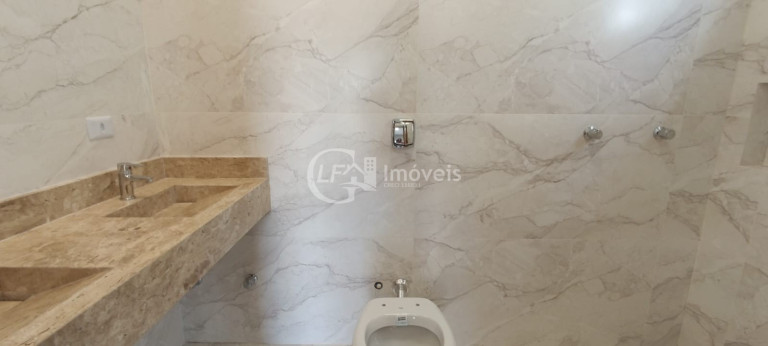 Imagem Casa com 3 Quartos à Venda, 128 m² em Bairro Seminário - Campo Grande Imagem Casa com 3 Quartos à Venda, 128 m² em Bairro Seminário - Campo Grande
