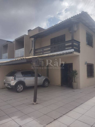 Imagem Casa com 3 Quartos à Venda, 170 m² em São Vicente - Itajaí Imagem Casa com 3 Quartos à Venda, 170 m² em São Vicente - Itajaí