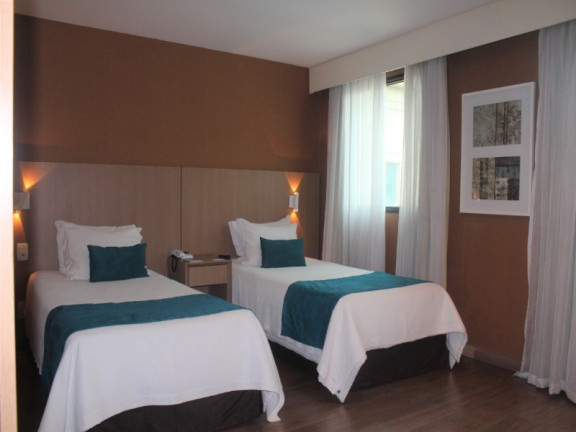 Imagem Flat com 1 Quarto à Venda, 28 m² em Indianópolis - São Paulo Imagem Flat com 1 Quarto à Venda, 28 m² em Indianópolis - São Paulo