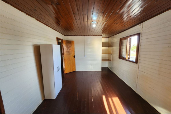 Imagem Casa com 3 Quartos à Venda, em Olaria - Canoas Imagem Casa com 3 Quartos à Venda, em Olaria - Canoas