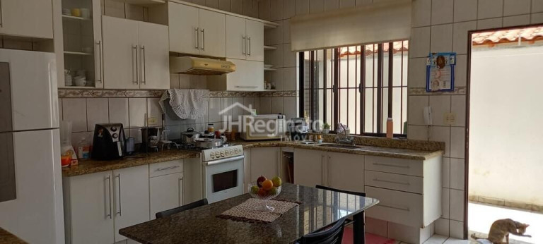 Imagem Casa com 4 Quartos à Venda, 172 m² em Rio Acima - Votorantim Imagem Casa com 4 Quartos à Venda, 172 m² em Rio Acima - Votorantim