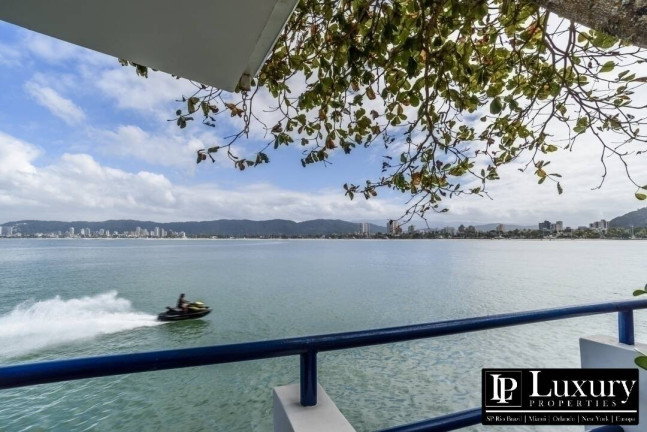 Imagem Casa de Condomínio com 3 Quartos à Venda, 181 m² em Parque Enseada - Guarujá Imagem Casa de Condomínio com 3 Quartos à Venda, 181 m² em Parque Enseada - Guarujá