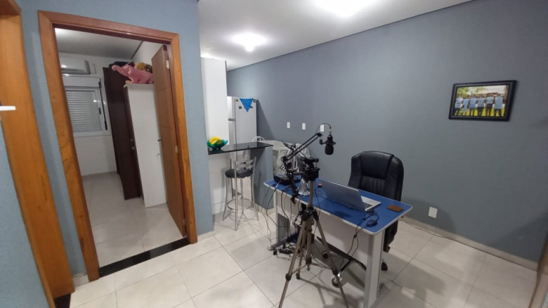 Imagem Apartamento com 2 Quartos à Venda, 227 m² em Morada Do Vale I - Gravataí