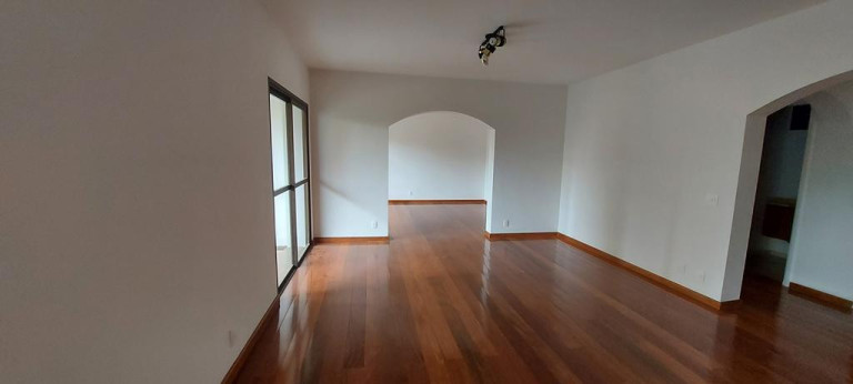 Apartamento com 4 Quartos à Venda, 280 m² em Cambuí - Campinas