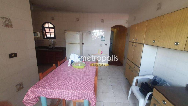 Imagem Sobrado com 4 Quartos à Venda, 204 m² em Vila Pires - Santo André Imagem Sobrado com 4 Quartos à Venda, 204 m² em Vila Pires - Santo André