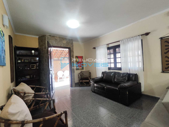 Imagem Casa com 3 Quartos à Venda, 259 m² em Flórida - Praia Grande Imagem Casa com 3 Quartos à Venda, 259 m² em Flórida - Praia Grande
